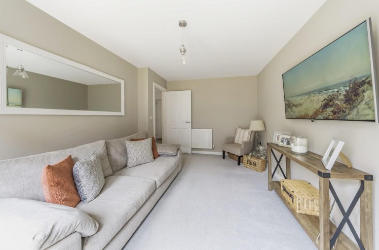 Images for West Coast Lane, Rugby, CV21