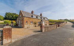 Images for Nr Shorwell, Isle of Wight