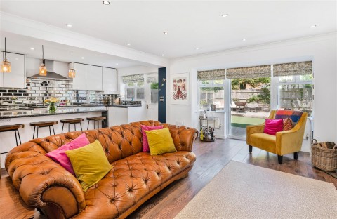 Click the photo for more details of Griffin Close, Twyford, Banbury