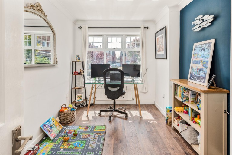 Images for Griffin Close, Twyford, Banbury
