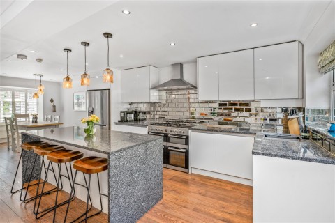 Click the photo for more details of Griffin Close, Twyford, Banbury