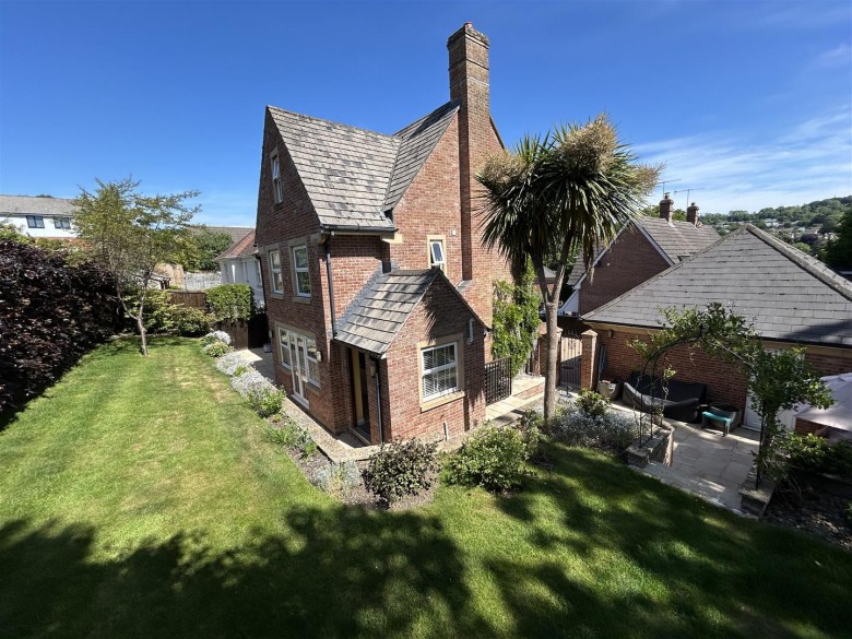 Click the photo for more details of Haye Lane, Lyme Regis