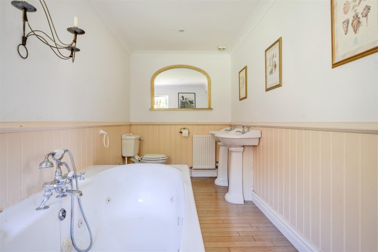 Images for Hollowell Road, Creaton, Northampton, NN6