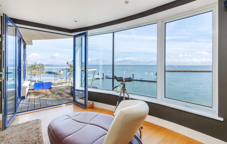 Images for Cowes, Isle of Wight