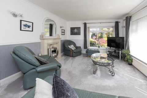 Click the photo for more details of Kilsby Road, Barby, Rugby