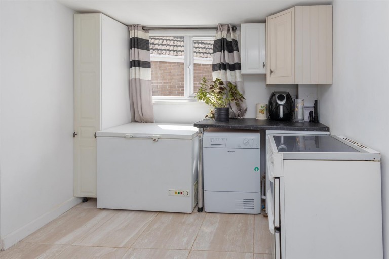 Images for Kilsby Road, Barby, Rugby