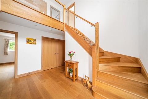 Click the photo for more details of Canal Hill, Tiverton