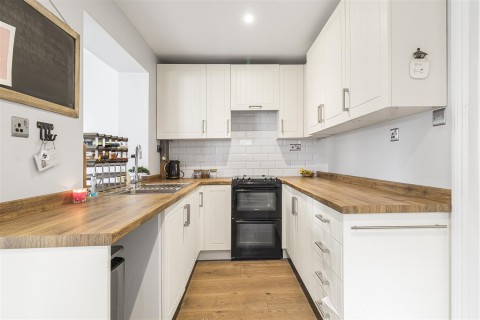 Click the photo for more details of Tharp Way, Chippenham