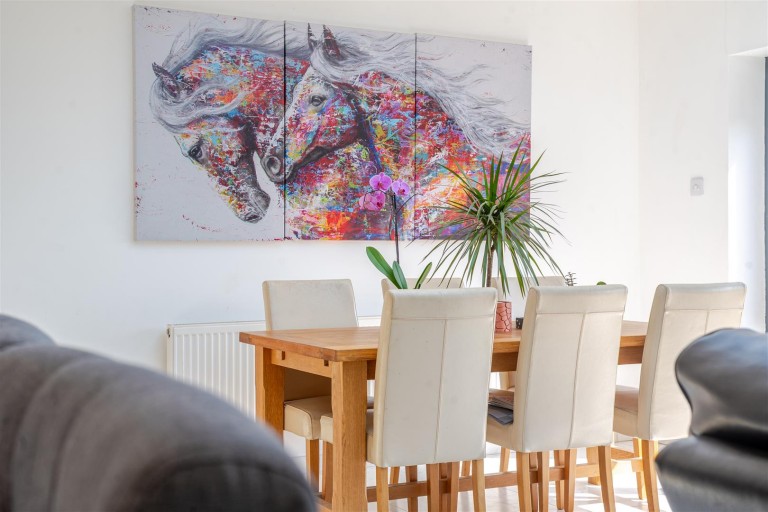 Images for Plum Park Lane, Paulerspury, NN12