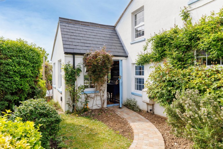 Images for Gurnard, Isle of Wight