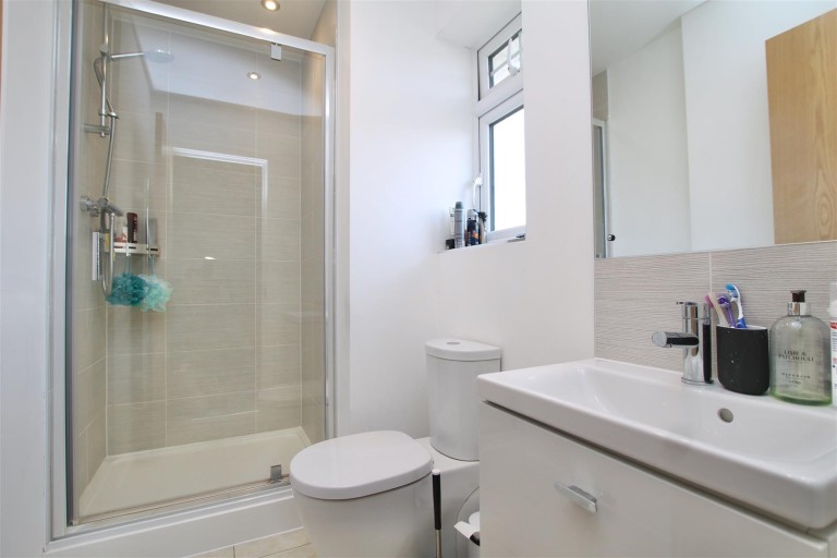 Images for Crocus Close, Newark