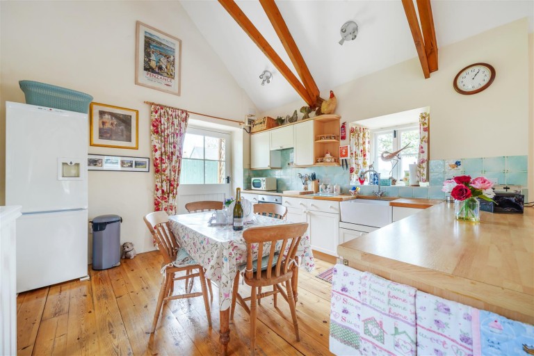Images for Long Lanes, St Erth, Hayle
