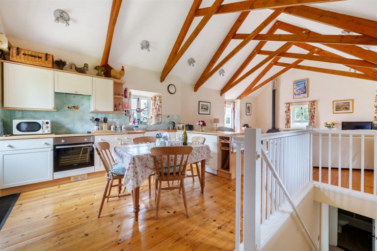 Images for Long Lanes, St Erth, Hayle