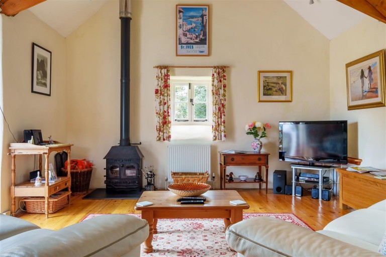 Images for Long Lanes, St Erth, Hayle