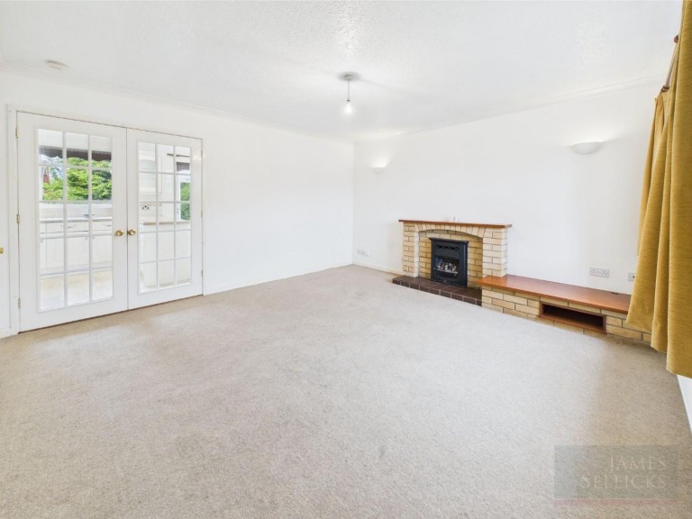Images for Somerset Drive, Glenfield, Leicester