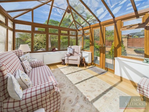 Click the photo for more details of Tennyson Street, Narborough, Leicestershire