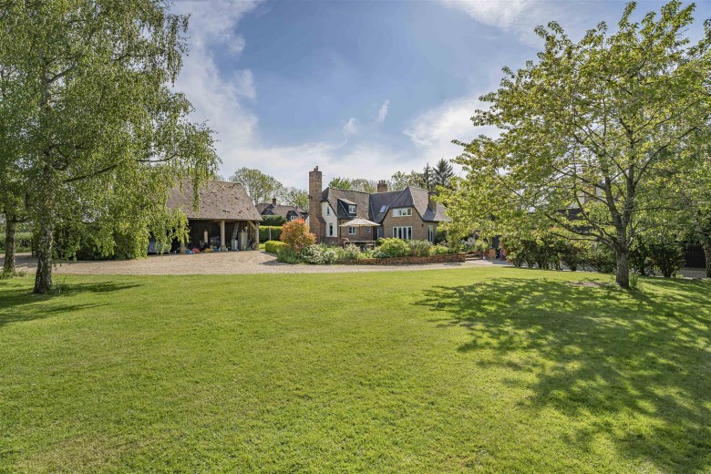 Click the photo for more details of Bilden End, Chrishall