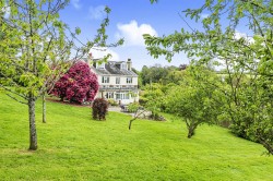 Images for Churchill, Axminster