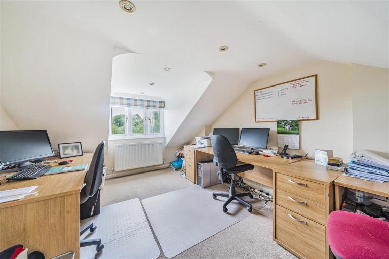 Images for Churchill, Axminster