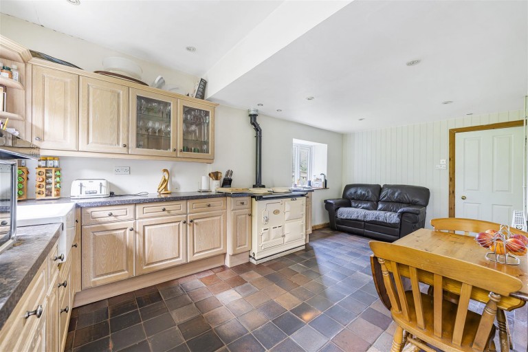 Images for Churchill, Axminster