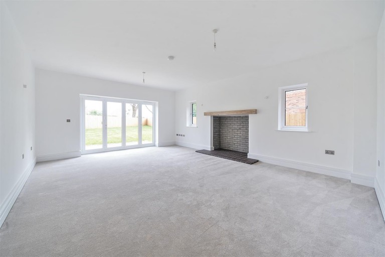 Images for Furl Close, Towcester Road,  Maids Moreton, MK18