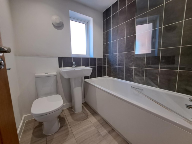 Images for Walmer Close, Northampton, NN5