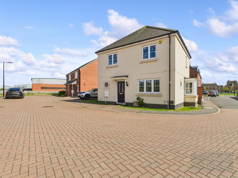 Click the photo for more details of Wagtail Drive, Birstall, Leicestershire
