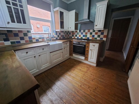 Click the photo for more details of Glasgow Street, St James, Northampton, NN5