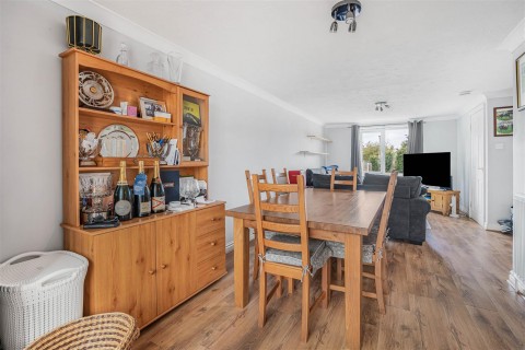 Click the photo for more details of Willow Crescent, Newmarket