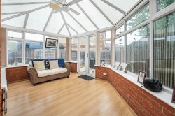 Images for Willow Crescent, Newmarket