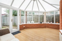 Images for Willow Crescent, Newmarket