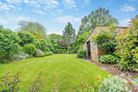 Click the photo for more details of Main Street, Ridlington, Rutland