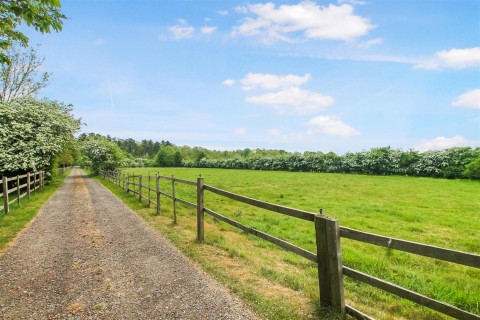 Click the photo for more details of Sleaford Road, Navenby