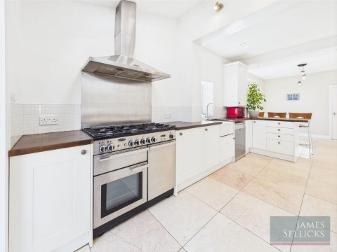 Click the photo for more details of Broad Street, Syston, Leicestershire