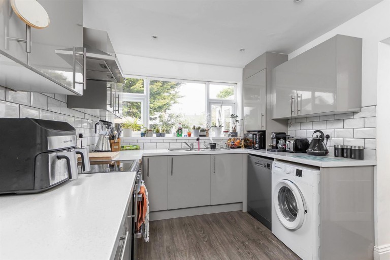 Images for Chestnut Avenue, Lutterworth, LE17