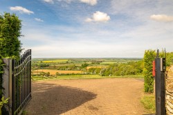 Images for Far Lane, Coleby