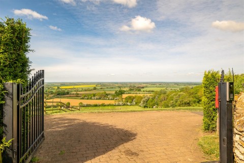 Click the photo for more details of Far Lane, Coleby