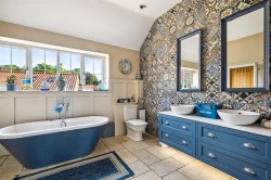 Images for Far Lane, Coleby
