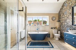 Images for Far Lane, Coleby