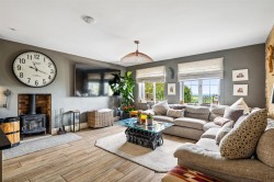 Images for Far Lane, Coleby