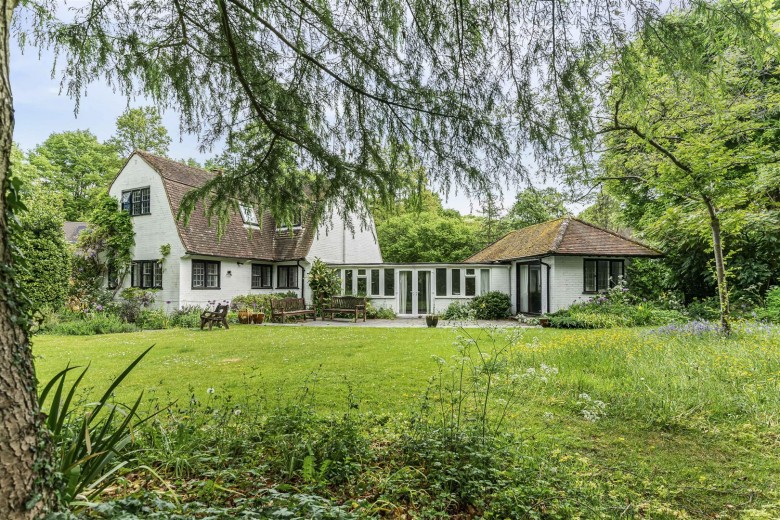 Click the photo for more details of Fairmile, Henley-On-Thames
