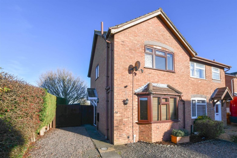 Click the photo for more details of Tharp Way, Chippenham