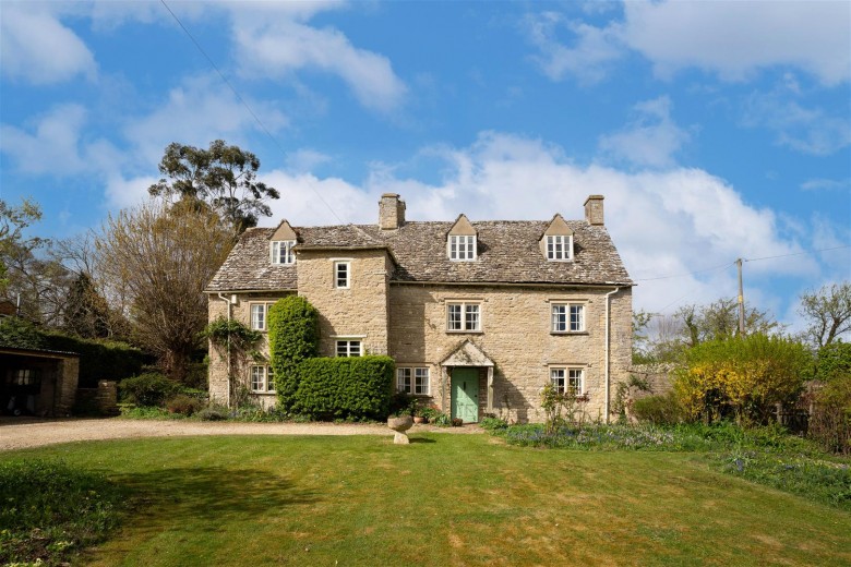 Click the photo for more details of East End, North Leigh, Oxfordshire