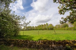 Images for East End, North Leigh, Oxfordshire