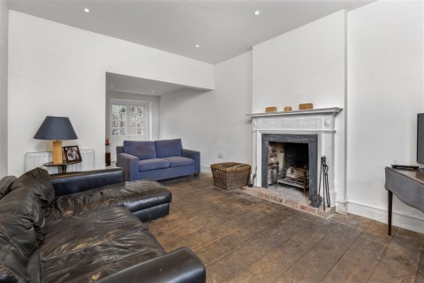 Click the photo for more details of Bodicote Cottage, High Street, Bodicote