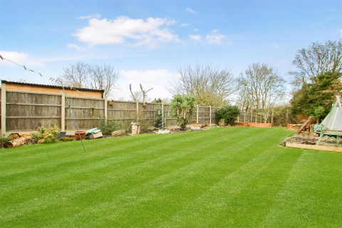 Click the photo for more details of Chapel Street, Beckingham, Lincoln