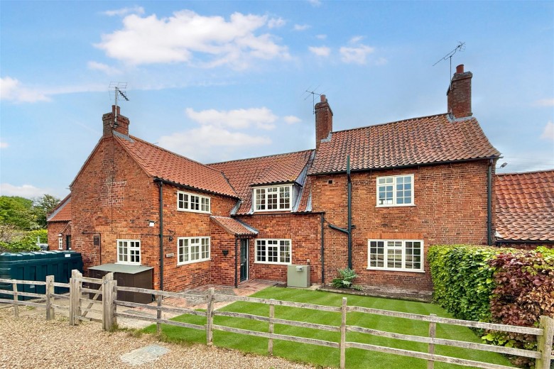 Click the photo for more details of Royal Oak Lane, Aubourn, Lincoln
