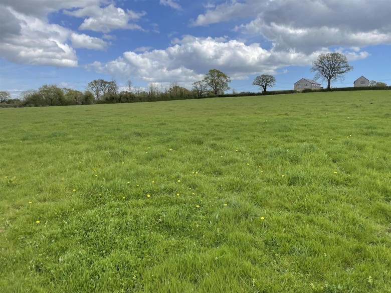 Click the photo for more details of Westwood, Broadclyst