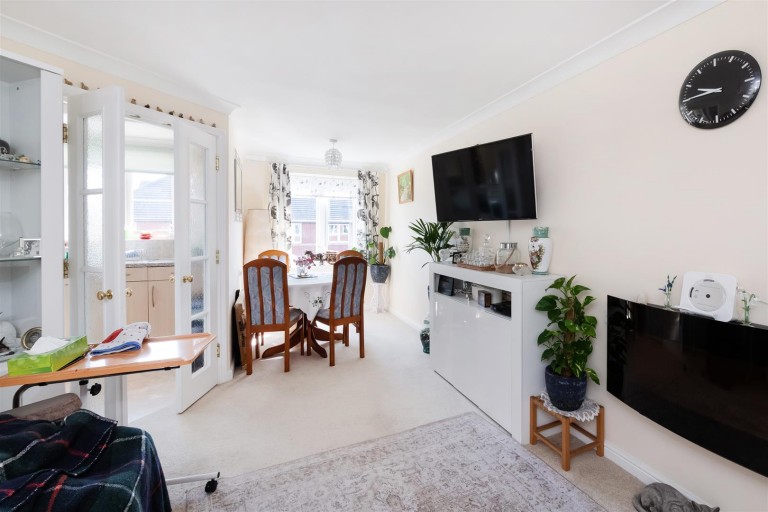 Images for Foxhall Court, School Lane, Banbury