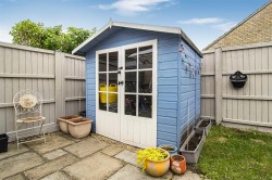 Images for Sanfoin Close, Red Lodge